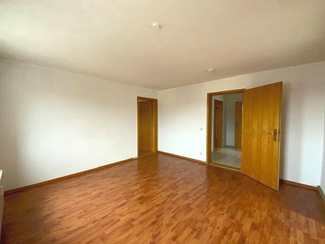 Dachgeschoßwohnung Zwickau Cainsdorf - 3 Zimmer, 58 m&sup2;, 310&euro; | Angebot:24489742