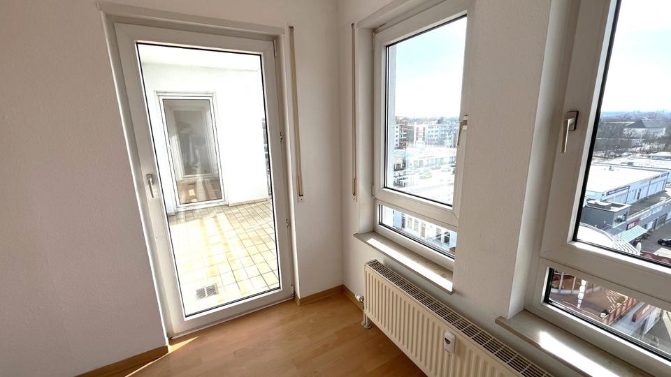 Dachgeschoßwohnung Zwickau Auerbach - 2 Zimmer, 66 m&sup2;, 480&euro; | Angebot:25438235