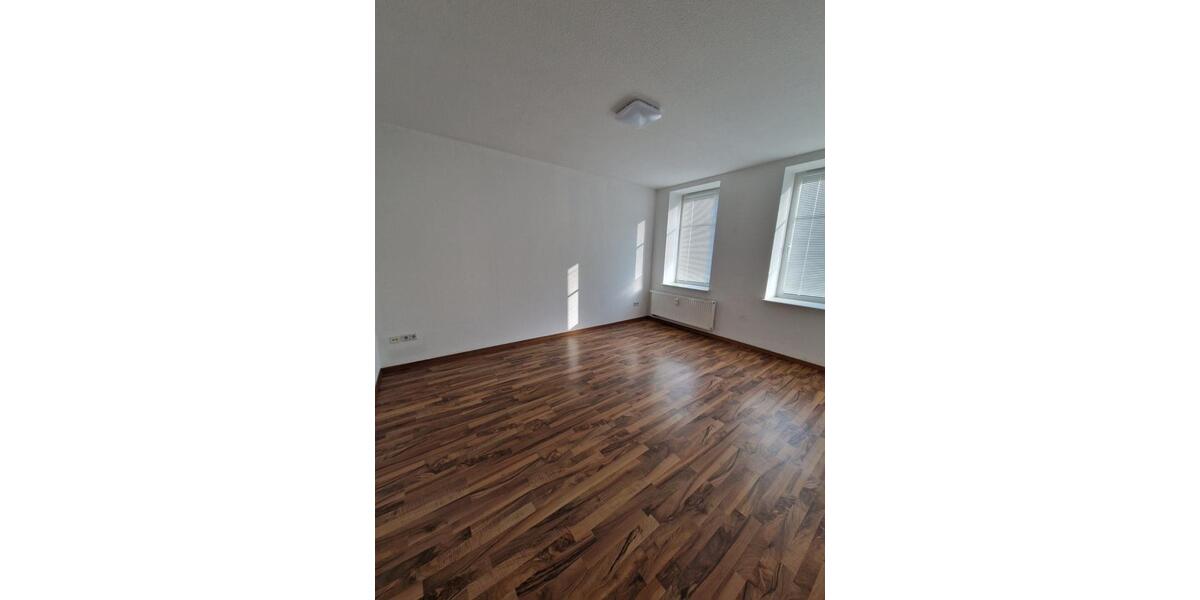 Etagenwohnung Aue-Bad Schlema Bad Schlema - 2 Zimmer, 61 m&sup2;, 380&euro; | Angebot:25951428