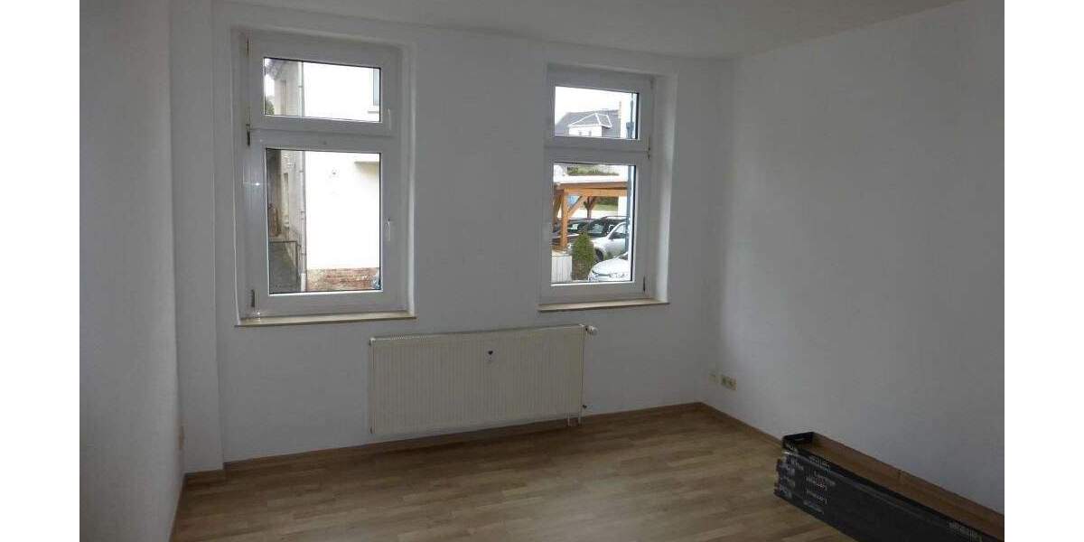 Etagenwohnung Oelsnitz/Erzgeb.-Oelsnitz Oelsnitz - 2 Zimmer, 54 m&sup2;, 240&euro; | Angebot:25670166
