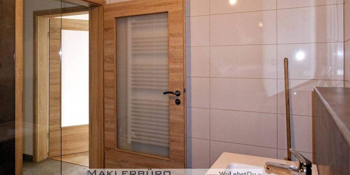 Etagenwohnung Greiz - 3 Zimmer, 68 m&sup2;, 517&euro; | Angebot:26616935