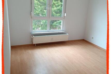 Wohnung Zwickau Neuplanitz - 3 Zimmer, 81 m&sup2;, 540&euro; | Angebot:25414645