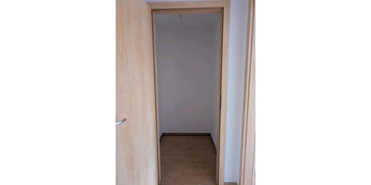 Etagenwohnung Zwickau Auerbach - 2 Zimmer, 59 m&sup2;, 440&euro; | Angebot:25097220
