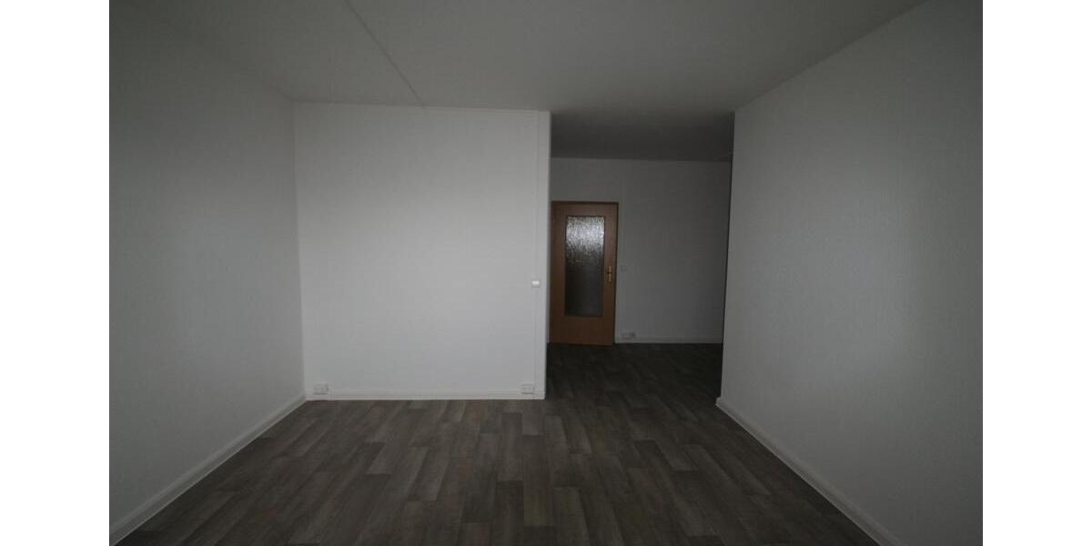 Etagenwohnung Hohenstein-Ernstthal Ernstthal - 4 Zimmer, 69 m&sup2;, 416&euro; | Angebot:25887101