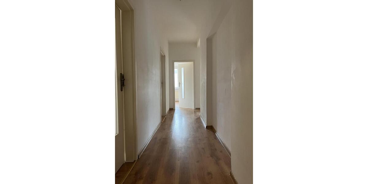 Etagenwohnung Zwickau Zwickau-Nord - 3 Zimmer, 76 m&sup2;, 400&euro; | Angebot:25869652