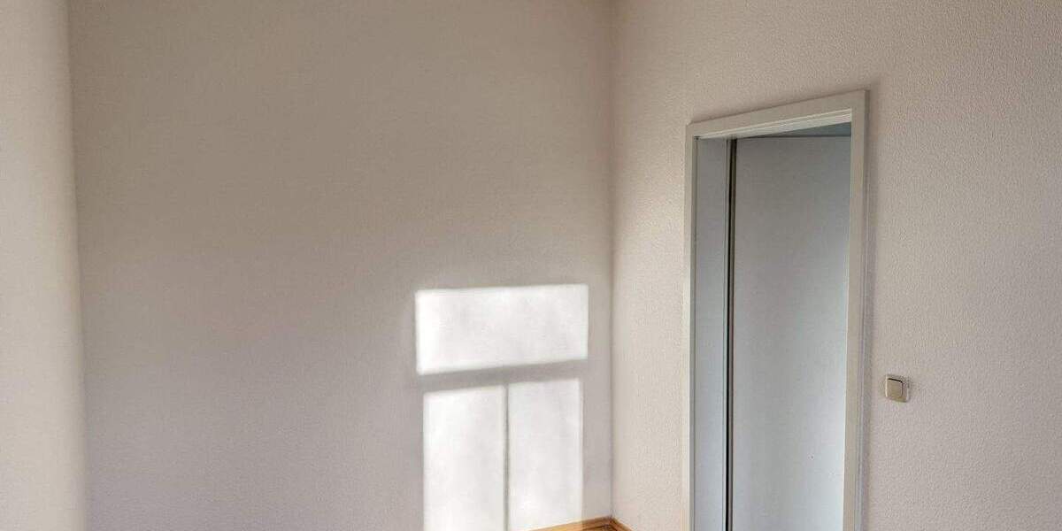 Etagenwohnung Zwickau Pölbitz - 2 Zimmer, 54 m&sup2;, 59.000&euro; | Angebot:25707457