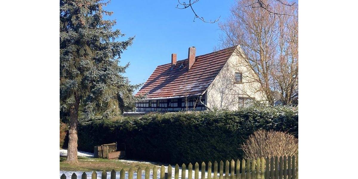 Mehrfamilienhaus, Wohnhaus Crimmitschau Großpillingsdorf - 4 Zimmer, 160 m&sup2;, 69.000&euro; | Angebot:25741872