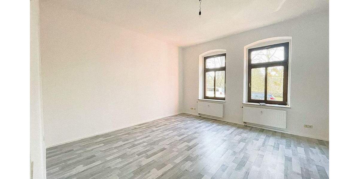 Etagenwohnung Meerane - 1 Zimmer, 47 m&sup2;, 325&euro; | Angebot:25666433