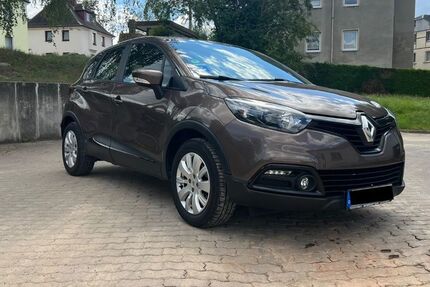 Renault Captur 44.031 km 7.900 &euro; Adorf 09221