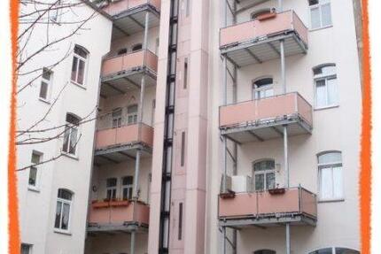 Wohnung Zwickau - 3 Zimmer, 87 m&sup2;, 520&euro; | Angebot:19797220