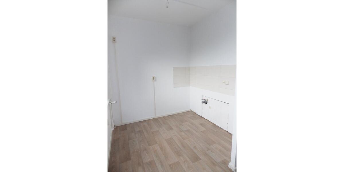 Erdgeschoßwohnung Hohenstein-Ernstthal Ernstthal - 3 Zimmer, 69 m&sup2;, 450&euro; | Angebot:19611496