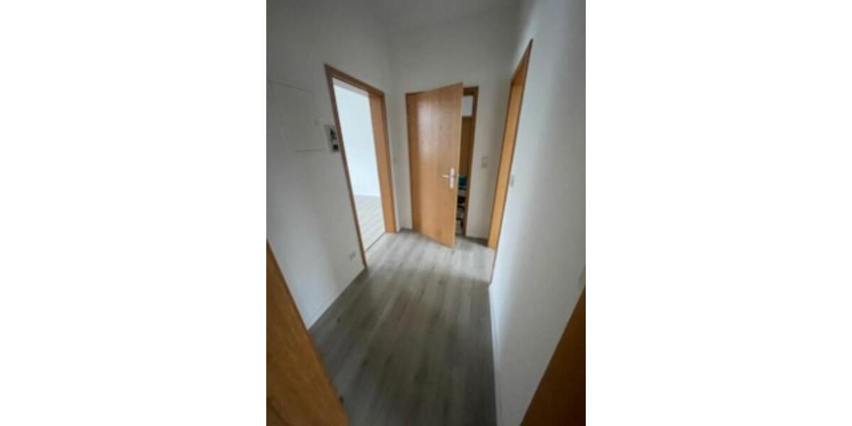 Etagenwohnung Werdau - 2 Zimmer, 41 m&sup2;, 250&euro; | Angebot:22269557