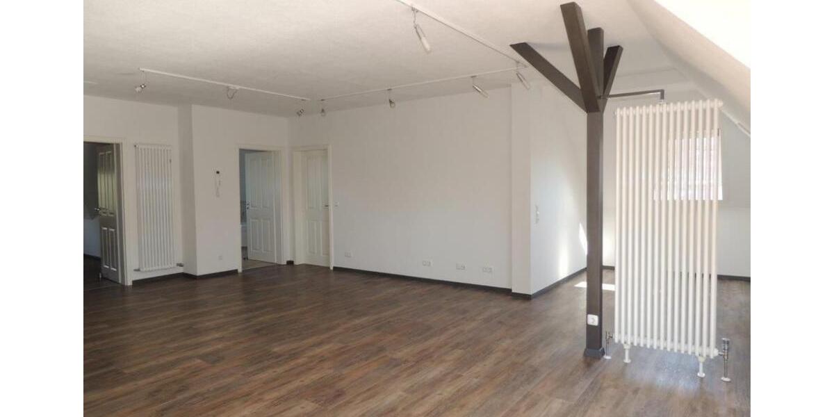 Maisonettenwohnung Kirchberg - 4 Zimmer, 138 m&sup2;, 900&euro; | Angebot:25991272