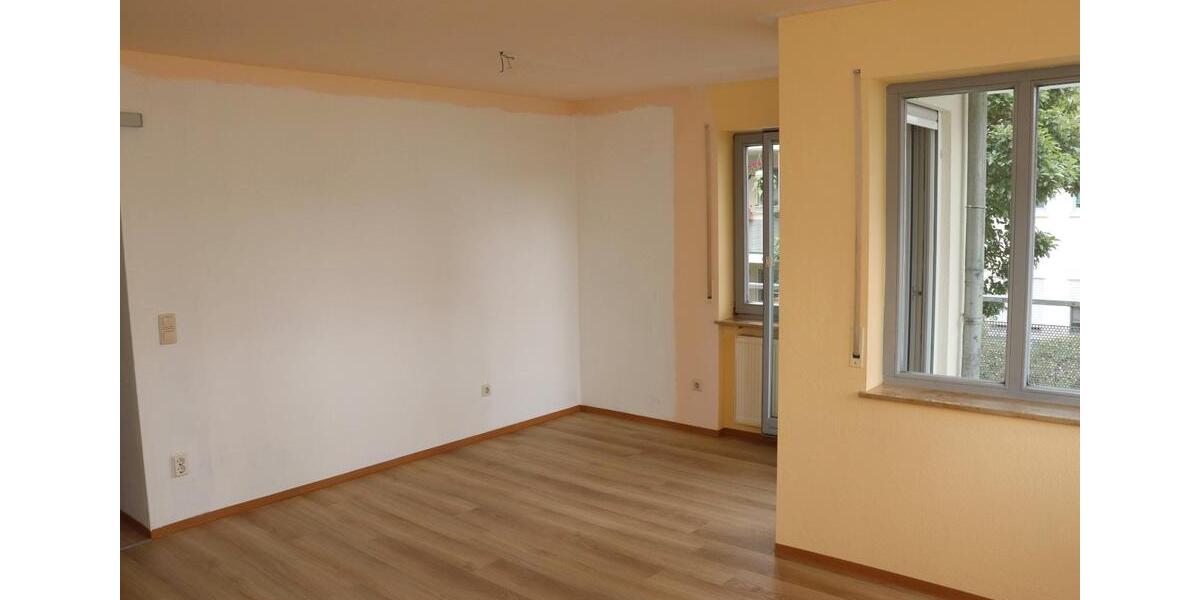 Etagenwohnung Wilkau-Haßlau Haßlau - 3 Zimmer, 69 m&sup2;, 80.000&euro; | Angebot:27045936