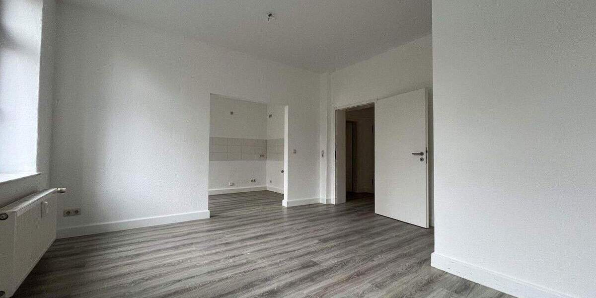 Etagenwohnung Zwickau Pölbitz - 3 Zimmer, 78 m&sup2;, 500&euro; | Angebot:25659184