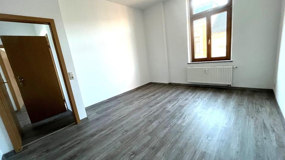 Etagenwohnung Werdau - 2 Zimmer, 59 m&sup2;, 325&euro; | Angebot:24978995