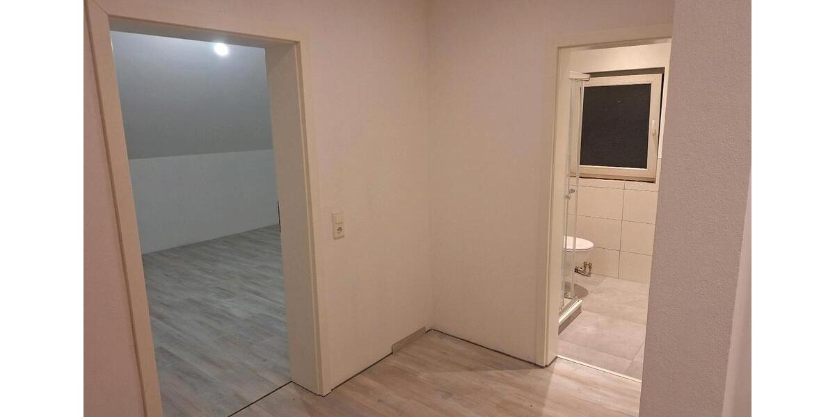 Mehrfamilienhaus, Wohnhaus Zwickau Cainsdorf - 9 Zimmer, 255 m&sup2;, 165.000&euro; | Angebot:24850092