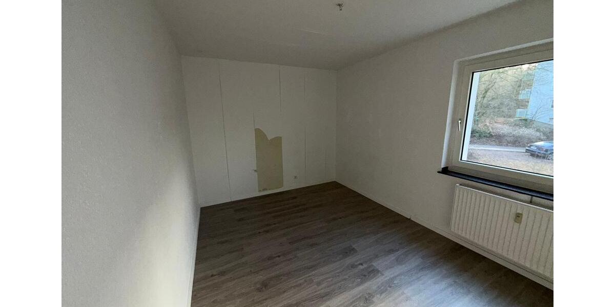 Etagenwohnung Crimmitschau - 2 Zimmer, 52 m&sup2;, 270&euro; | Angebot:26676955