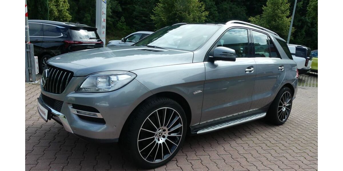 Mercedes-Benz ML 350 81.500 km 19.990 &euro; Schneeberg 08289