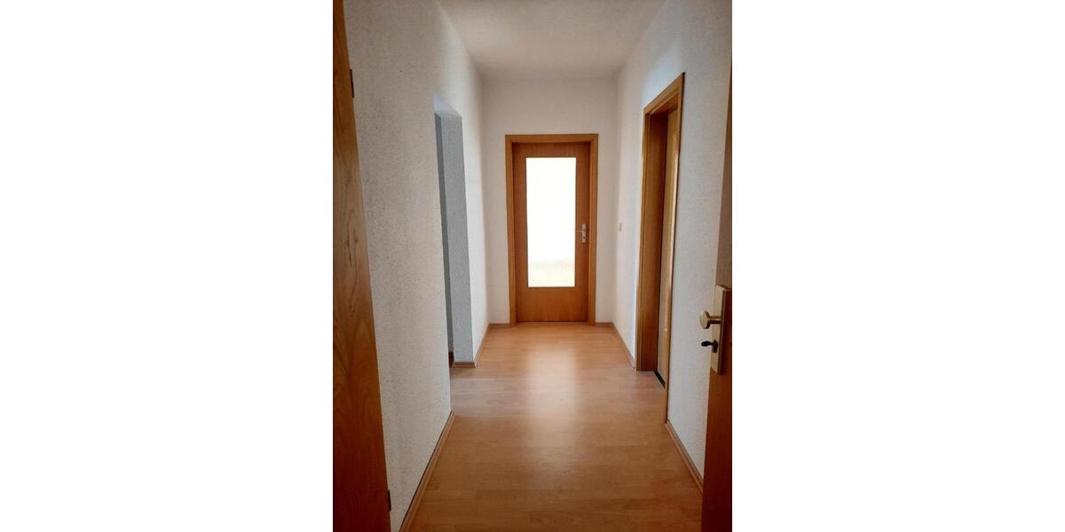 Etagenwohnung Elsterberg - 3 Zimmer, 62 m&sup2;, 295&euro; | Angebot:22041075