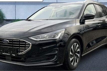 Ford Focus 9.000 km 27.960 &euro; Hartmannsdorf 09232