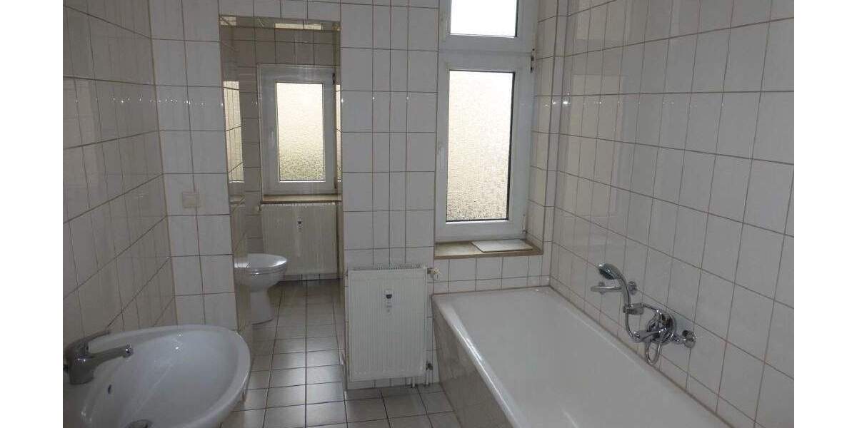 Etagenwohnung Oelsnitz/Erzgeb.-Oelsnitz Oelsnitz - 2 Zimmer, 54 m&sup2;, 240&euro; | Angebot:25670166