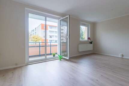 Wohnung Aue-Bad Schlema Bad Schlema - 5 Zimmer, 107 m&sup2;, 720&euro; | Angebot:27356794