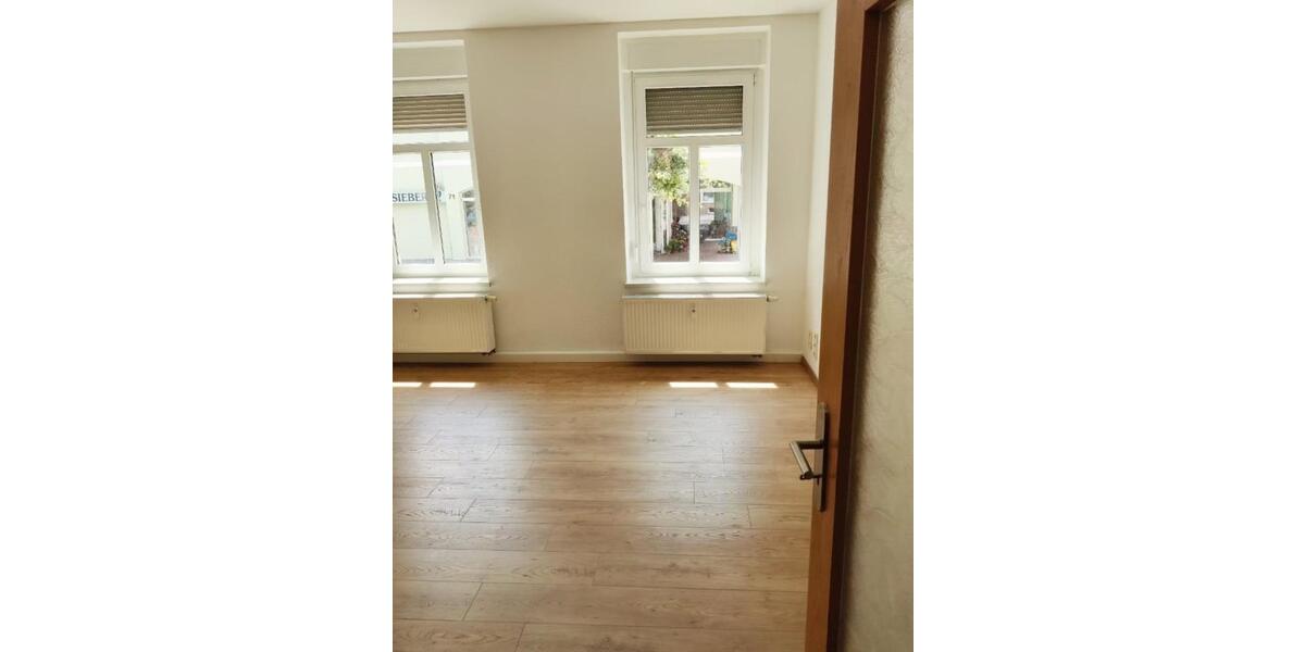 Hochparterre Limbach-Oberfrohna Oberfrohna - 2 Zimmer, 51 m&sup2;, 362&euro; | Angebot:25923559