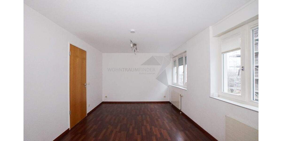 Etagenwohnung Zwickau Schedewitz - 4 Zimmer, 123 m&sup2;, 860&euro; | Angebot:25681355