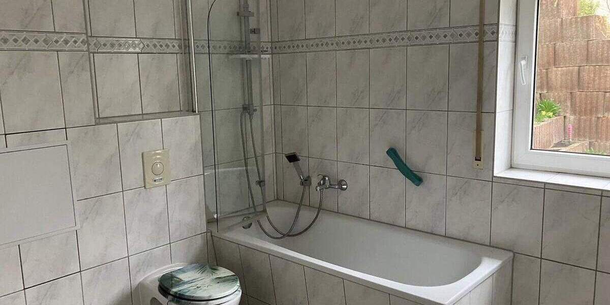 Etagenwohnung Lichtenstein-OT Heinrichsort Heinrichsort - 2 Zimmer, 63 m&sup2;, 396&euro; | Angebot:25910523