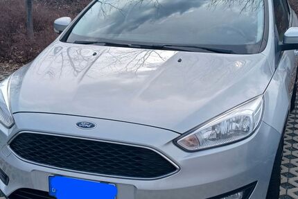 Ford Focus 81.500 km 9.200 &euro; Ellefeld 08236