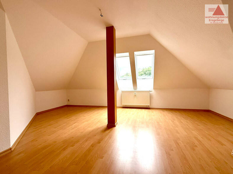 Etagenwohnung Gornsdorf - 2 Zimmer, 60 m&sup2;, 350&euro; | Angebot:25776704