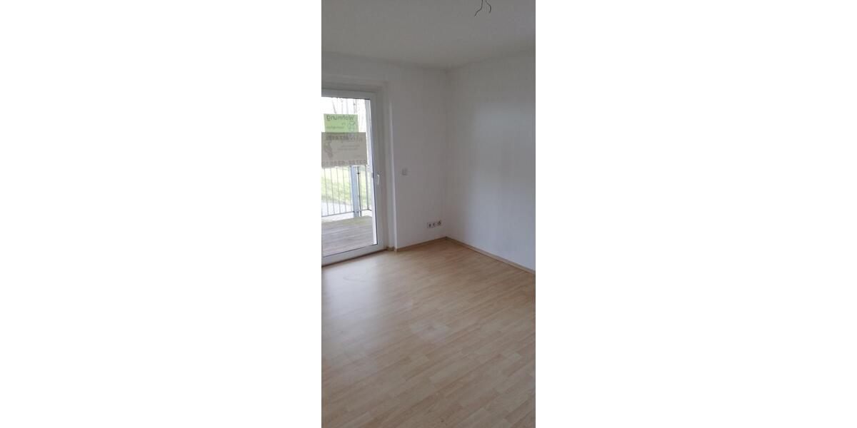Etagenwohnung Limbach-Oberfrohna Oberfrohna - 2 Zimmer, 41 m&sup2;, 235&euro; | Angebot:25307851