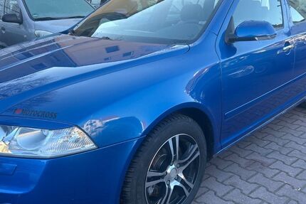 Skoda Octavia 192.000 km 3.200 &euro; zwickau 08064