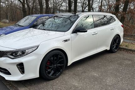Kia Optima 158.281 km 17.700 &euro; Reichenbach 08468