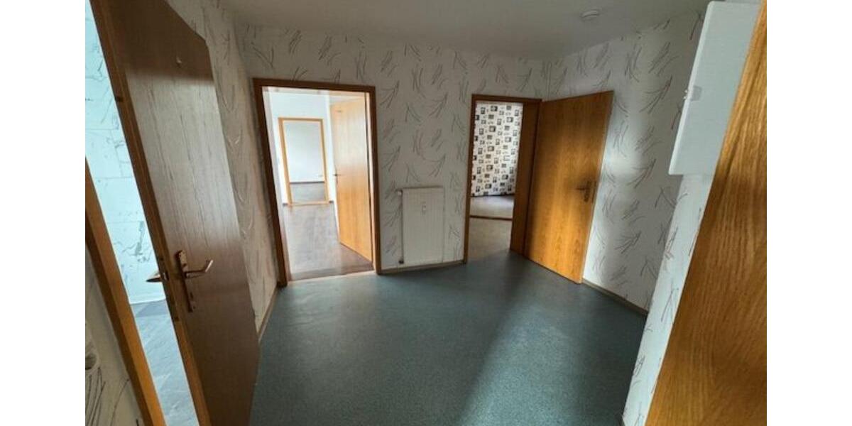 Etagenwohnung Ronneburg - 4 Zimmer, 105 m&sup2;, 545&euro; | Angebot:25509041