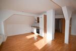 Dachgeschoßwohnung Zwickau Neuplanitz - 2 Zimmer, 70 m&sup2;, 395&euro; | Angebot:25223106