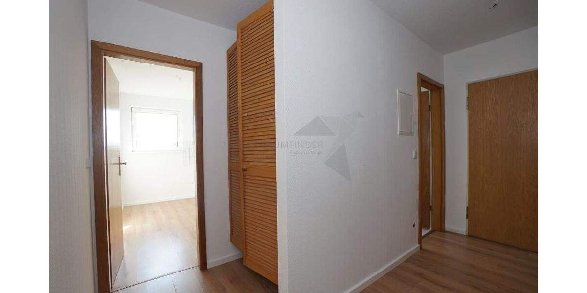 Etagenwohnung Zwickau / Schedewitz Schedewitz - 2 Zimmer, 62 m&sup2;, 399&euro; | Angebot:25681461