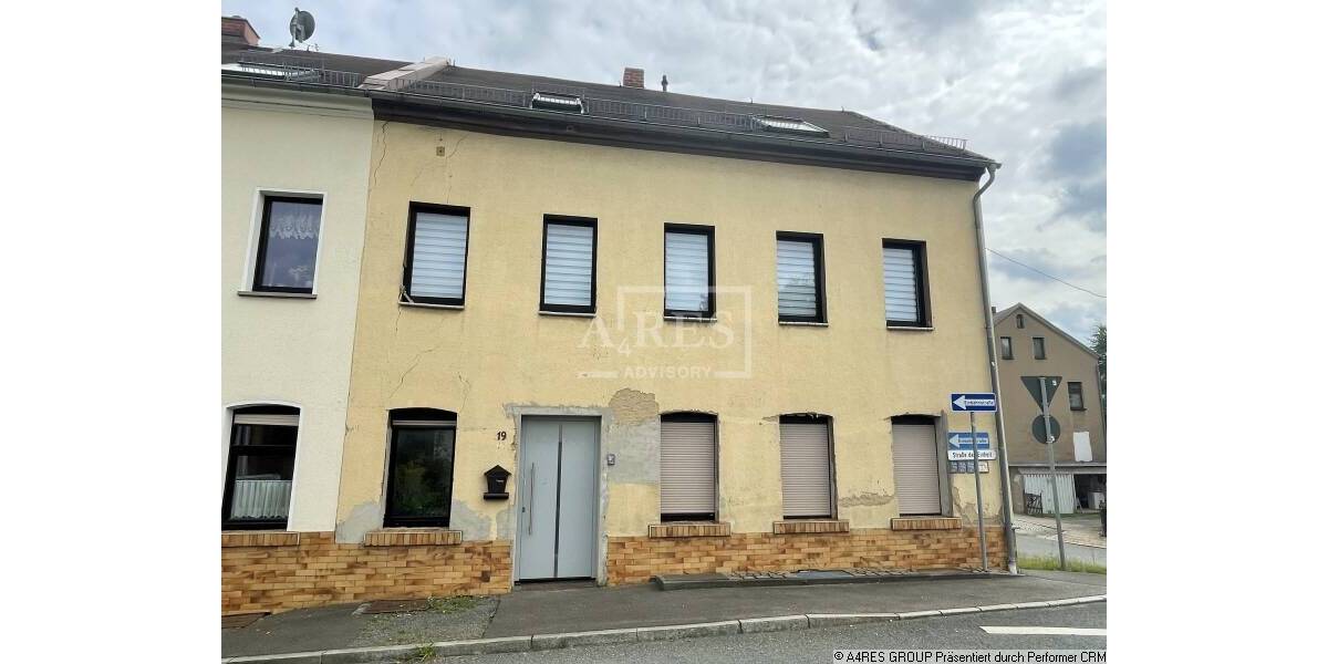 Einfamilienhaus Netzschkau - 3 Zimmer, 135 m&sup2;, 52.000&euro; | Angebot:25698428