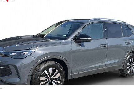 VW Tiguan 3.731 km 38.950 &euro; Bernsdorf 09337