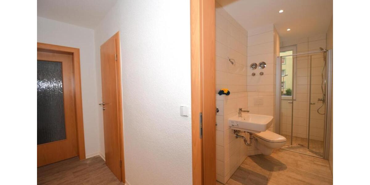 Etagenwohnung Hohenstein-Ernstthal Ernstthal - 3 Zimmer, 59 m&sup2;, 404&euro; | Angebot:24699462