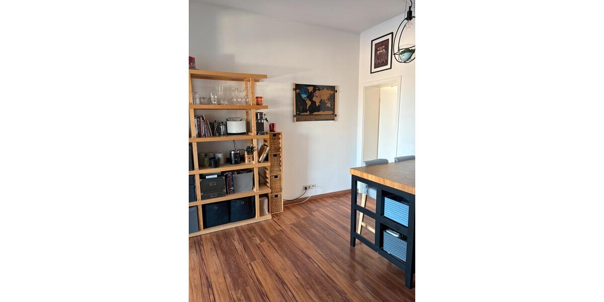 Etagenwohnung Zwickau - 2 Zimmer, 42 m&sup2;, 288&euro; | Angebot:25376811