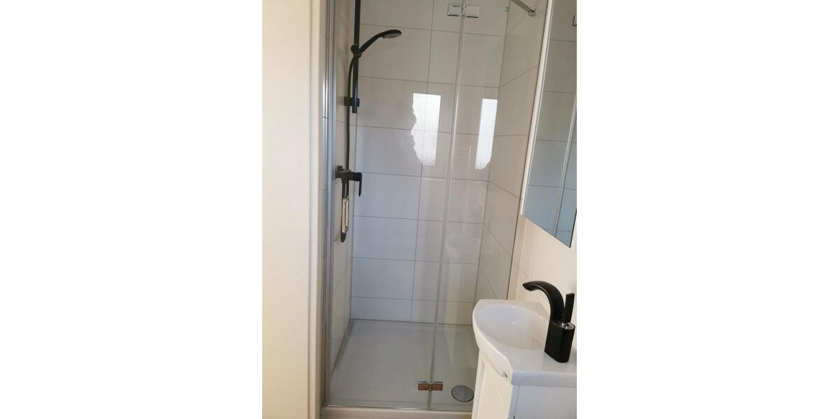 Etagenwohnung Zwickau - 4 Zimmer, 122 m&sup2;, 970&euro; | Angebot:25917458