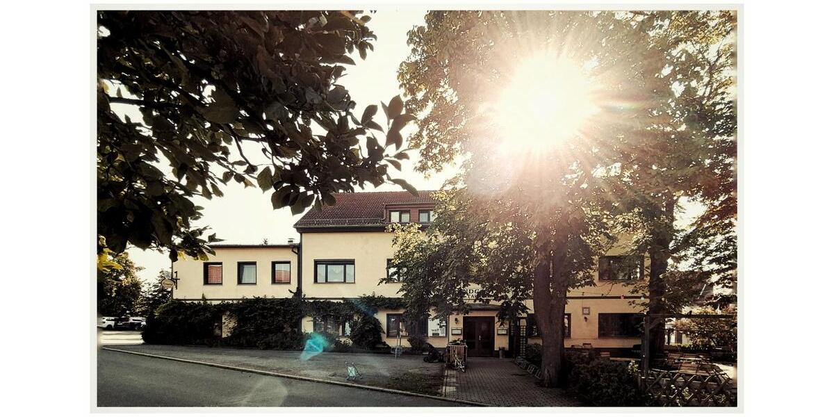 Einfamilienhaus Nobitz - 16 Zimmer, 700 m&sup2;, 308.000&euro; | Angebot:25990796