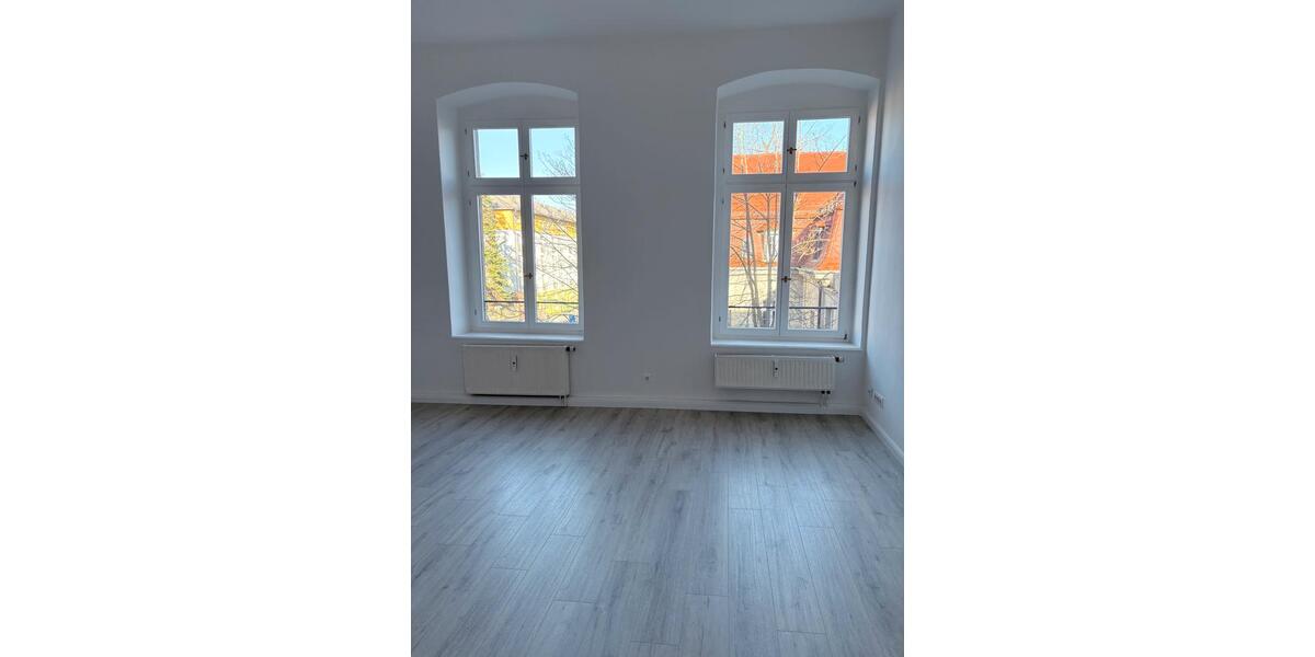 Etagenwohnung Zwickau - 3 Zimmer, 85 m&sup2;, 595&euro; | Angebot:25311291