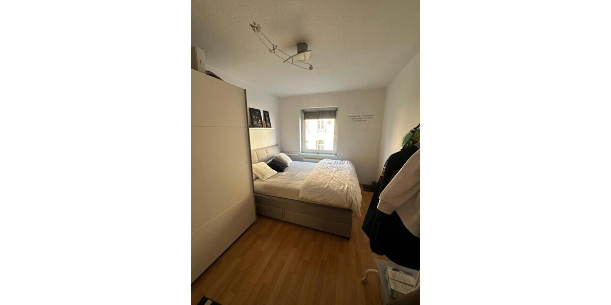 Etagenwohnung Zwickau - 2 Zimmer, 67 m&sup2;, 435&euro; | Angebot:25924998