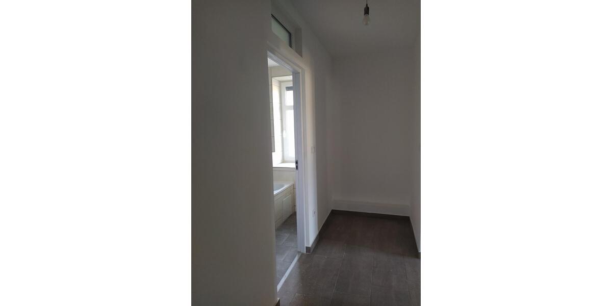 Etagenwohnung Gornsdorf - 2 Zimmer, 70 m&sup2;, 450&euro; | Angebot:20050223