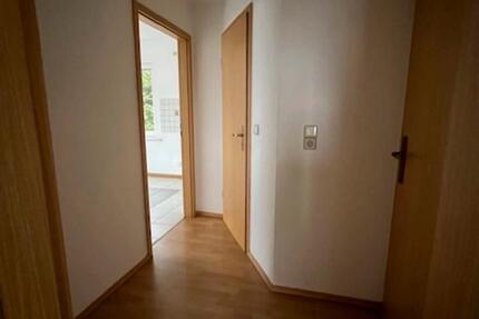 Wohnung Lengenfeld - 2 Zimmer, 52 m&sup2;, 285&euro; | Angebot:25923553