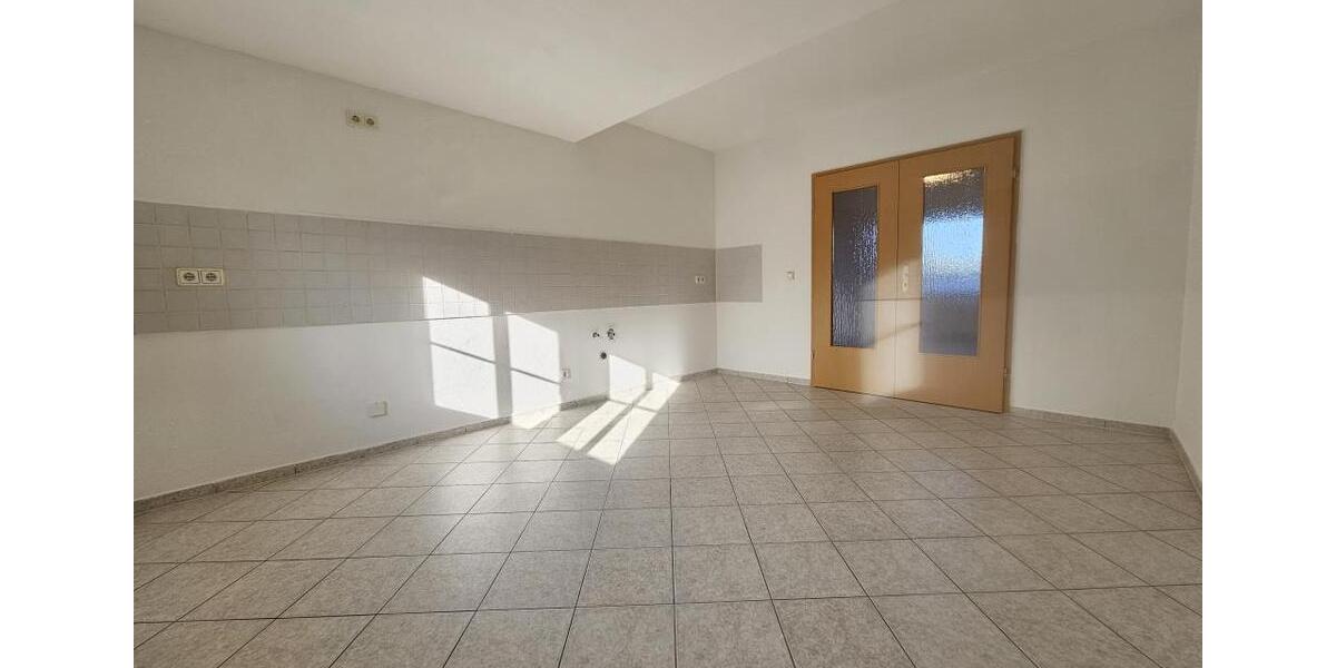 Dachgeschoßwohnung Zwickau Zwickau-Nord - 2 Zimmer, 52 m&sup2;, 338&euro; | Angebot:23524618