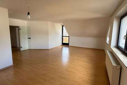 Wohnung Zwickau Oberrothenbach - 3 Zimmer, 99 m&sup2;, 620&euro; | Angebot:25784247
